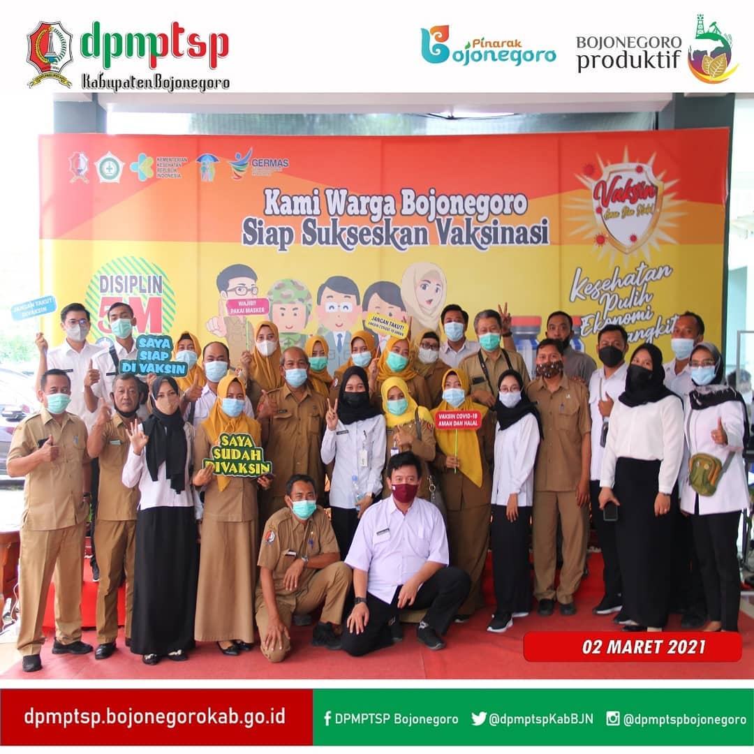 VAKSINASI PERTAMA UNTUK SELURUH PEGAWAI DPMPTSP KAB. BOJONEGORO