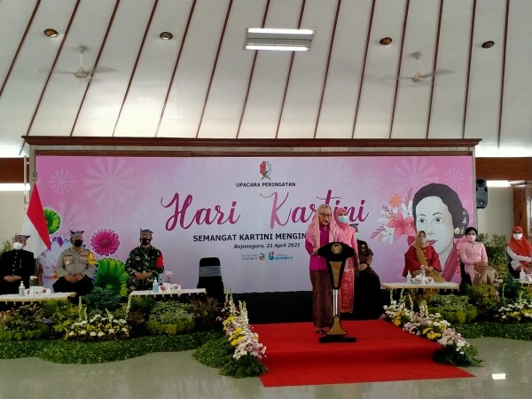 Upacara Hari Kartini, Bupati Bojonegoro Ajak Perempuan Indonesia Berdaya dan Berkarya