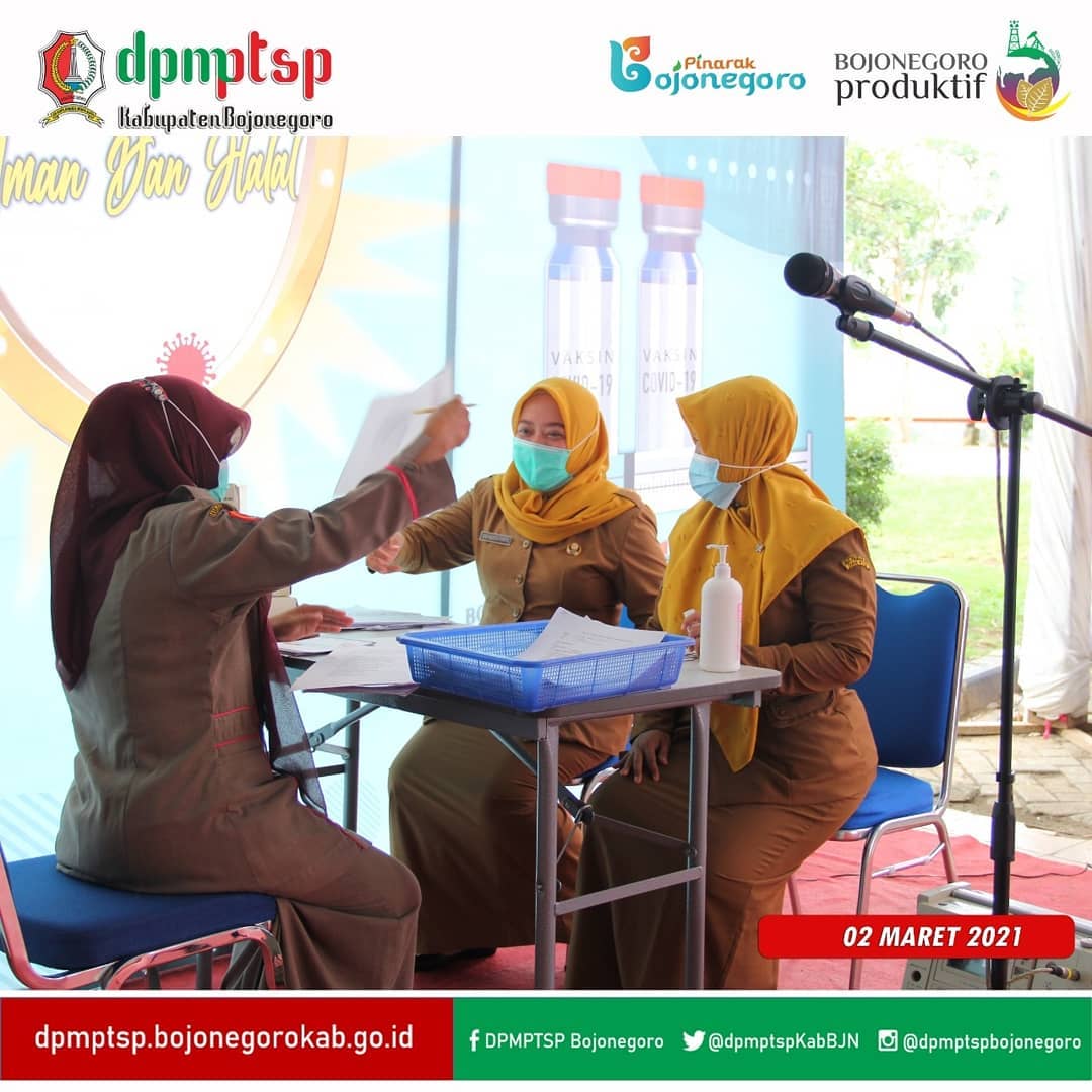 VAKSINASI PERTAMA SELURUH PEGAWAI DPMPTSP BJN
