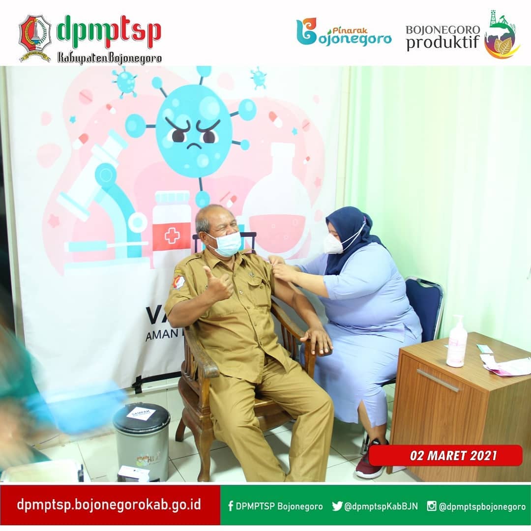 VAKSINASI PERTAMA SELURUH PEGAWAI DPMPTSP BJN